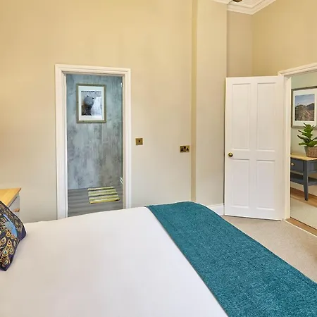 Host & - The Old Chapel Apartment Whitby