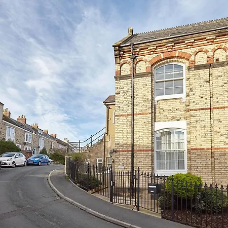 Host & - The Old Chapel *