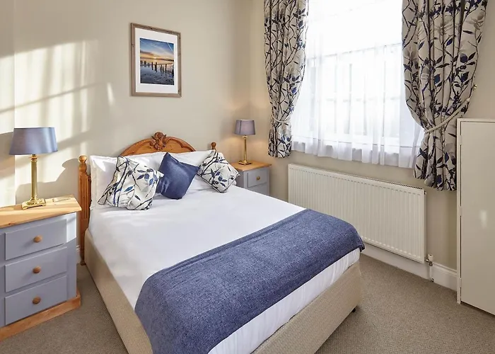 Host & - The Old Chapel